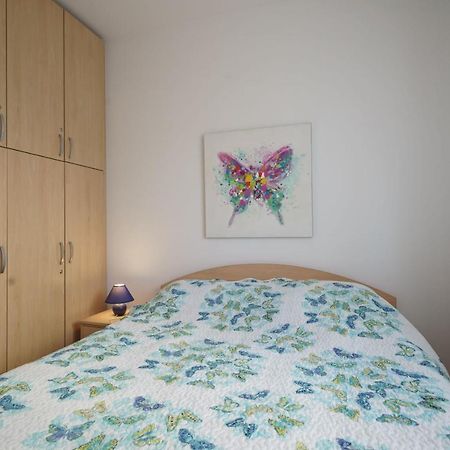Apartmani Nedoklan Srima Ngoại thất bức ảnh