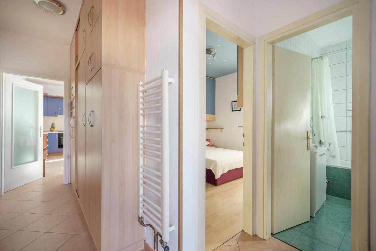 Apartmani Nedoklan Srima Ngoại thất bức ảnh