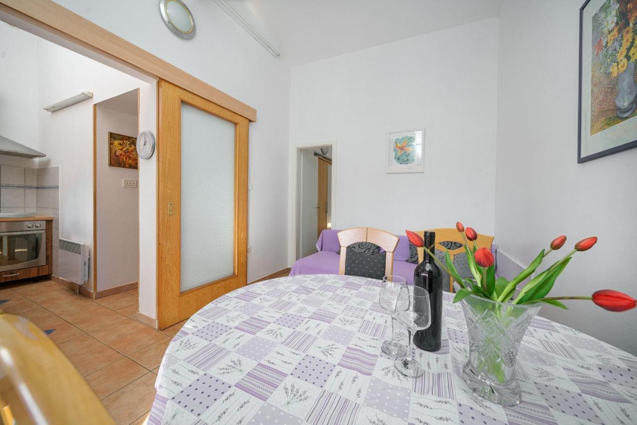 Apartmani Nedoklan Srima Ngoại thất bức ảnh